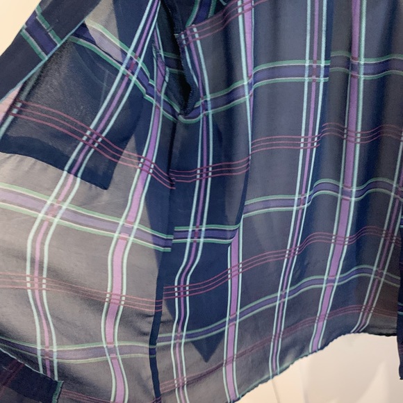 blue transparent blouse with two pockets - Picture 4 of 9